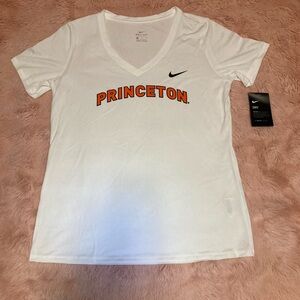 NWT Nike Dri-Fit Princeton V Neck T-Shirt Women’s Medium